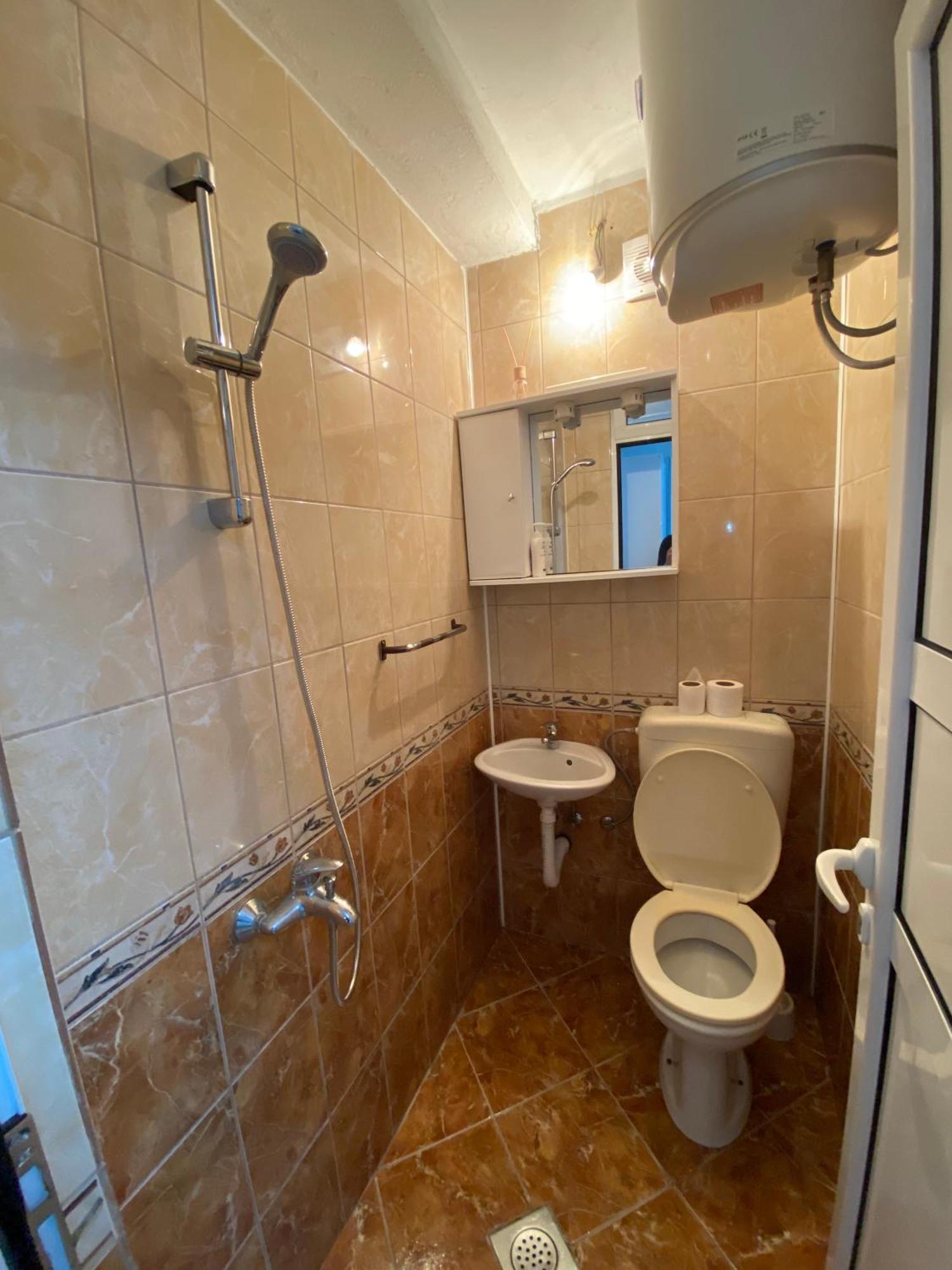 Apartments Zalli อุลซิน ภายนอก รูปภาพ