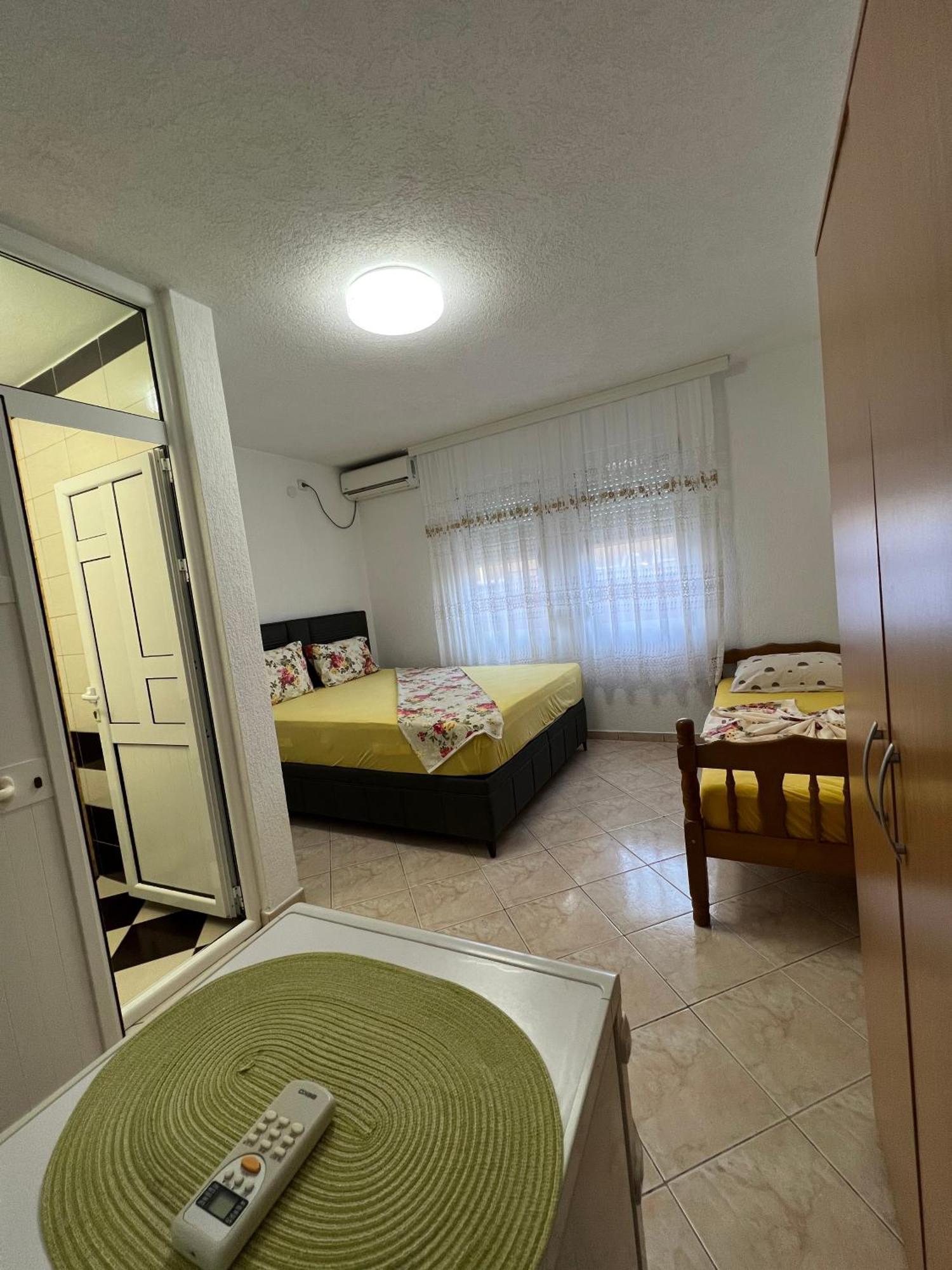Apartments Zalli อุลซิน ภายนอก รูปภาพ